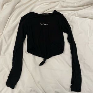 Alphalete Cropped long sleeve top